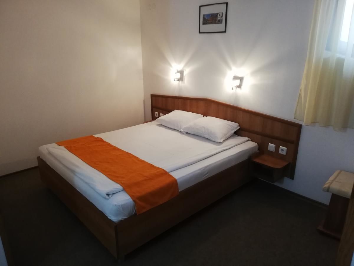 Курортные отели Hotel Les Razgrad-47